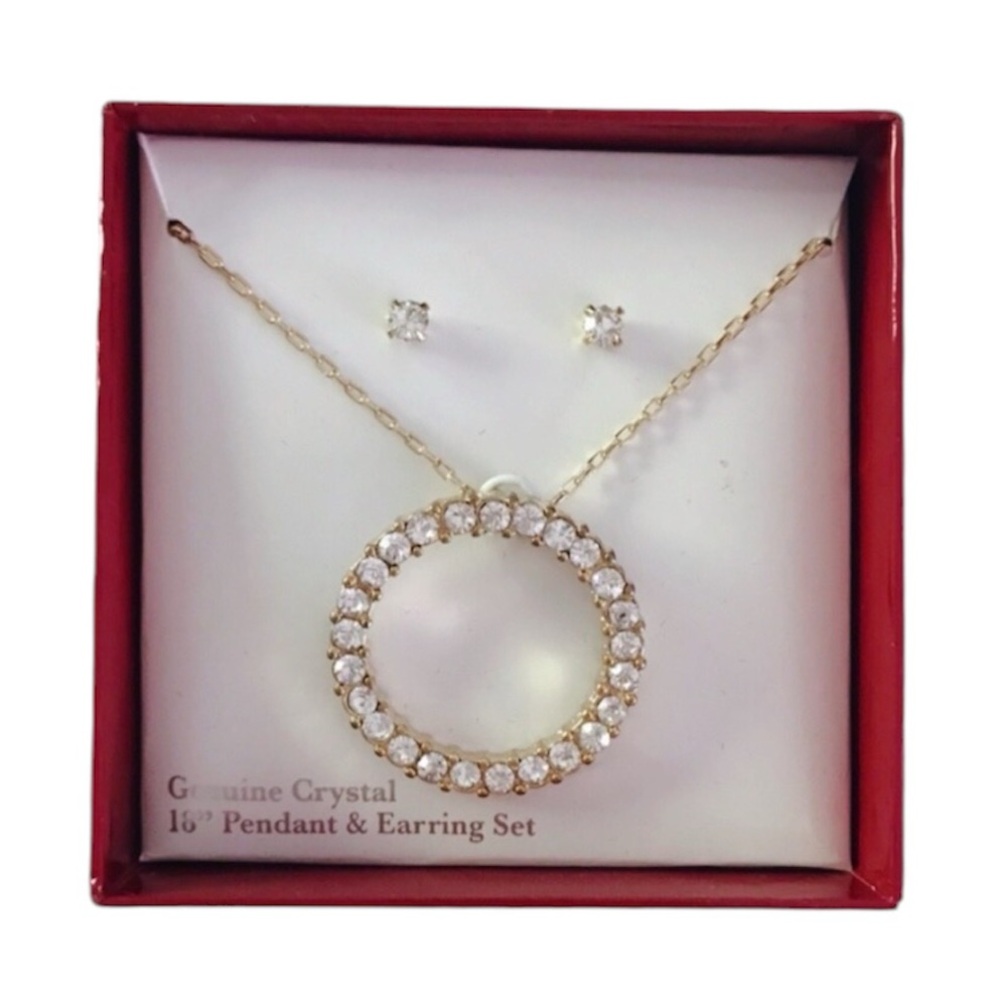 18” Crystal Pendant Necklace & Earring Set Gift Box
